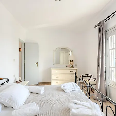Andrianna Villa